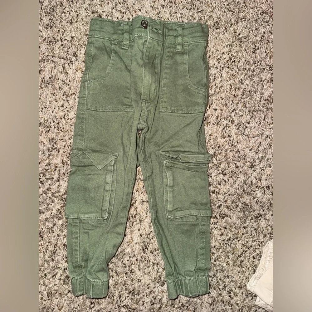 Girls pants 2T / 24 months - 4 pieces
